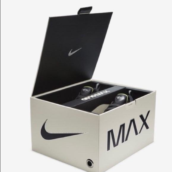 Nike Adapt Auto Max Black/Fireberry​ - Picture 8 of 12